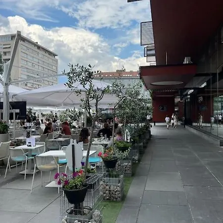 City Center Sena Apartman